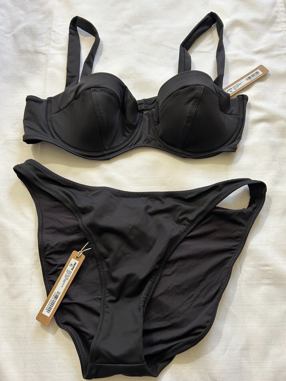 Skims NWT Swim Strapless Underwire Top & Dipped Mid Coverage Bottom Black Size L